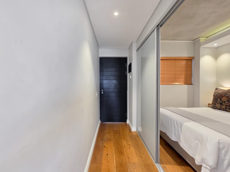 1 Bedroom Property for Sale in De Waterkant Western Cape